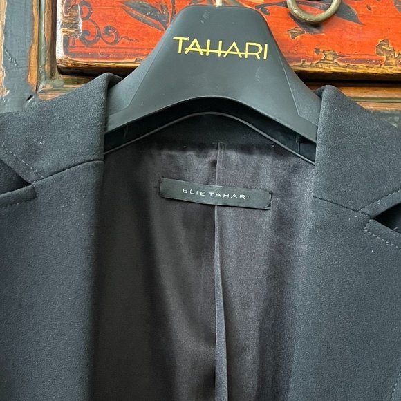 Elie Tahari Black Blazer,  size 4 - Picture 7 of 9